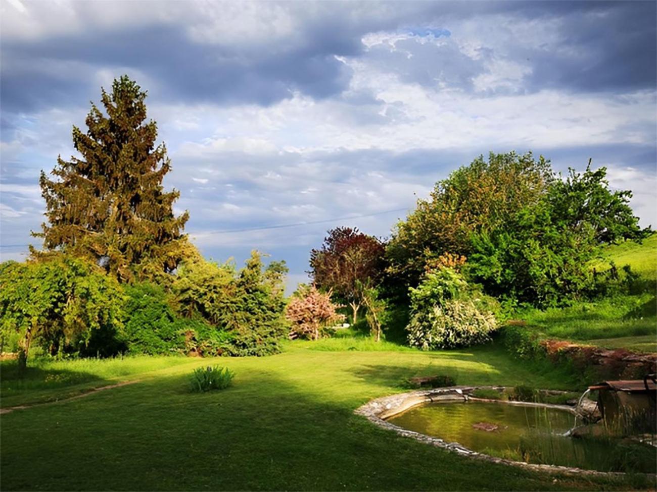 Le Champ Des Sources Langres Exterior foto